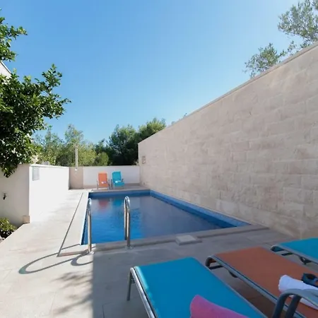 Petranic Lägenhet Supetar